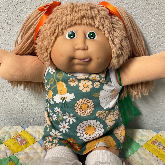 RARE VTG Cabbage Patch Kid Girl Wheat Lions Mane Green Eyes HM#11 Tongue 1986 - Picture 1 of 8
